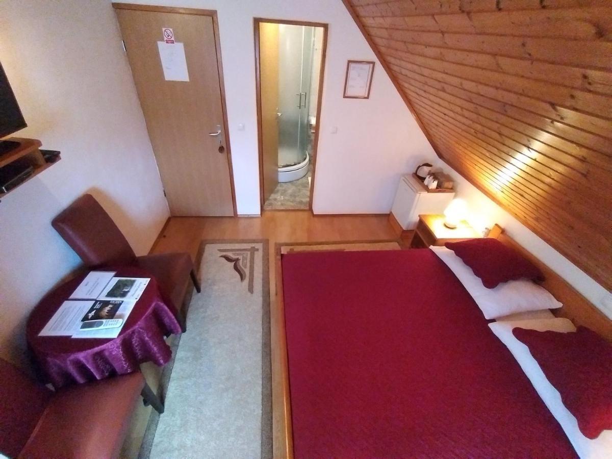 Ferienwohnung House Nina Poljanak Exterior foto